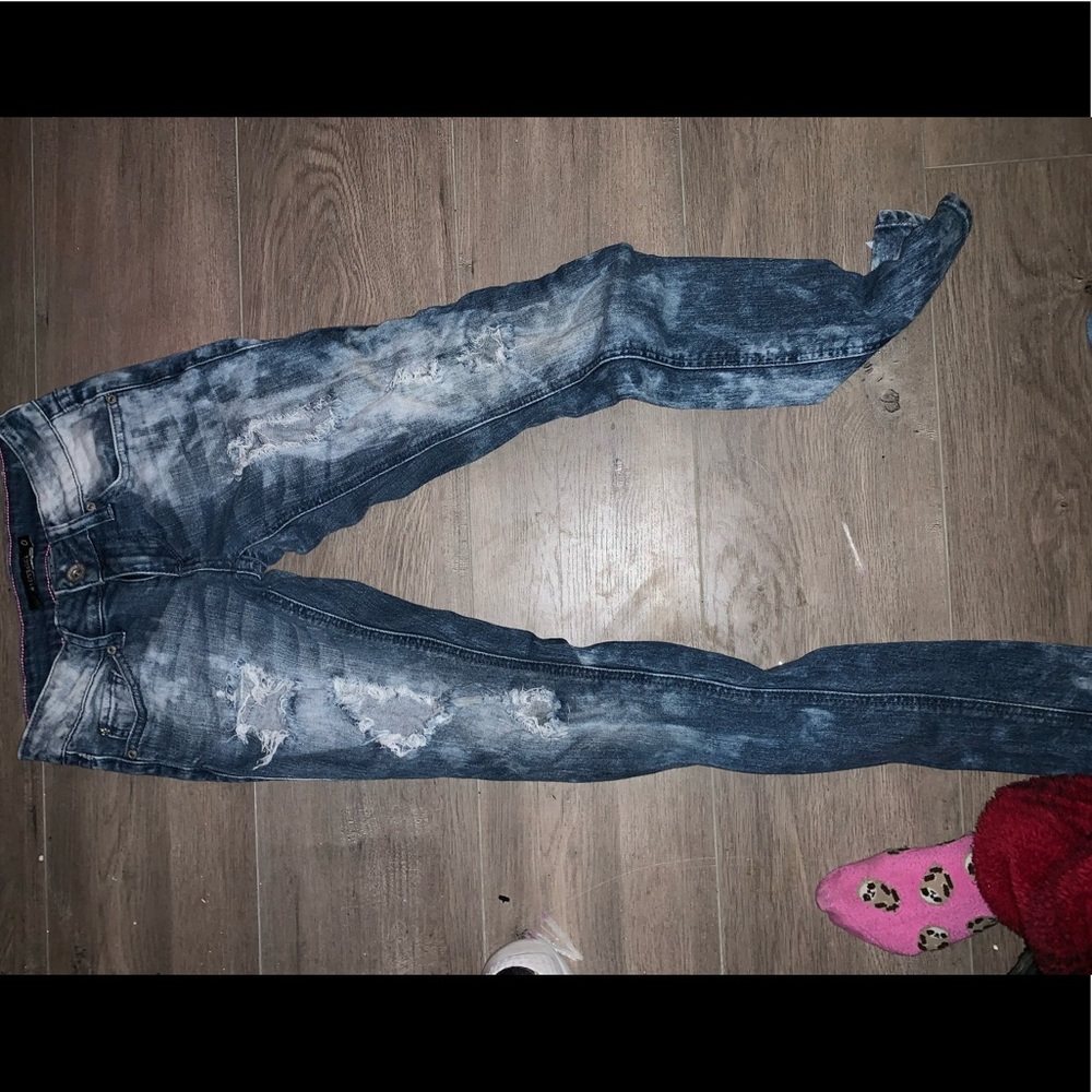 Ripped jeans